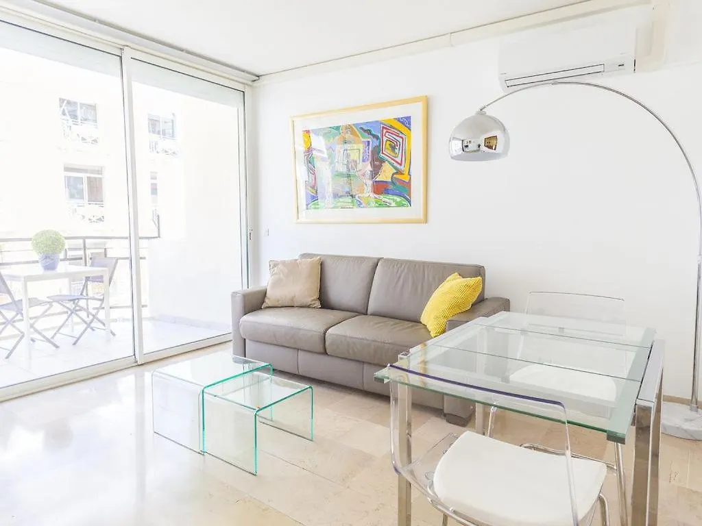 Lovely One Bedroom Colony Cannes