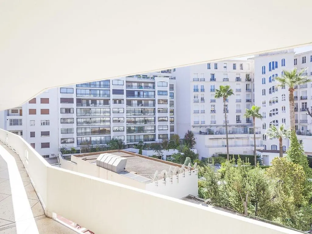 Apartment Lovely One Bedroom Colony Cannes
